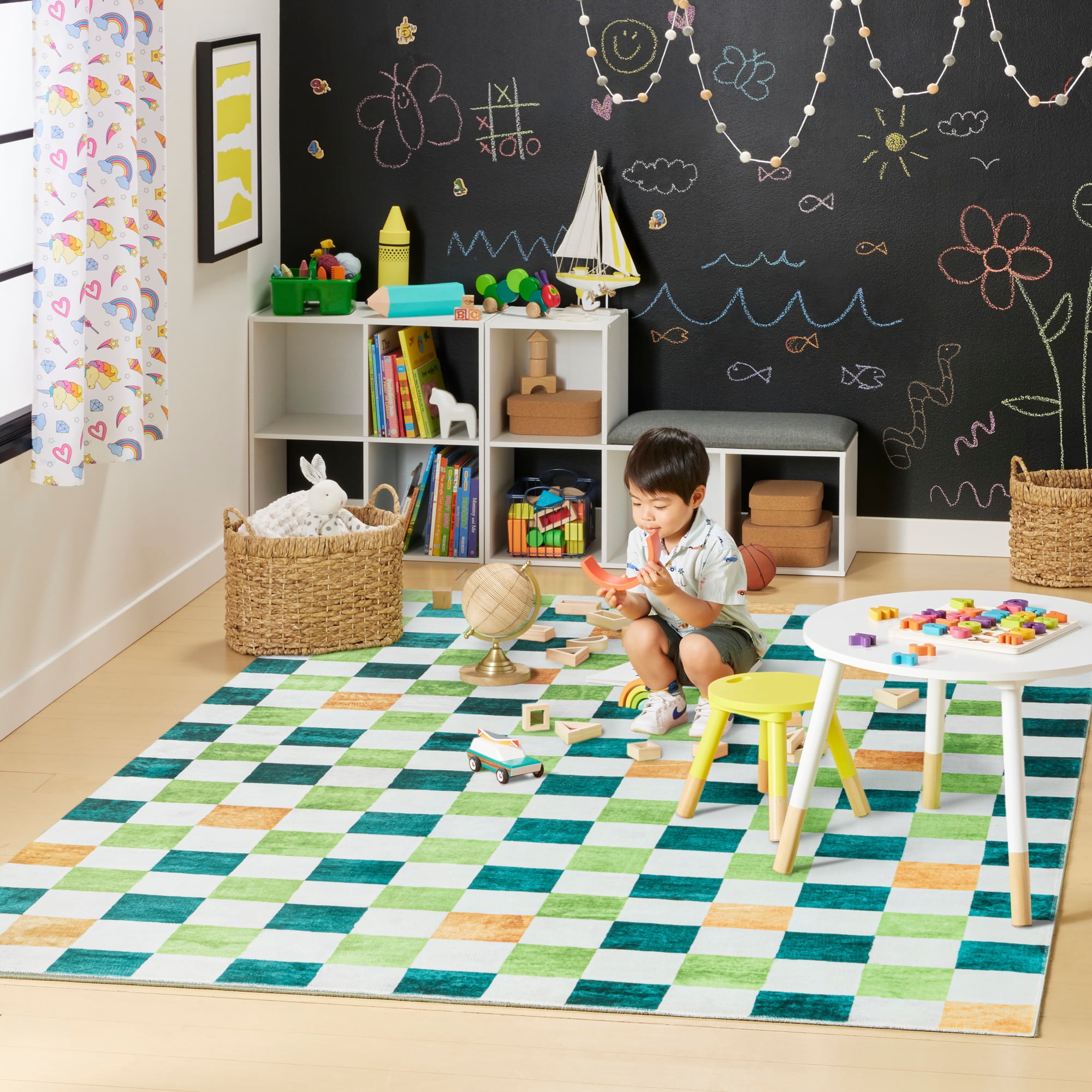TOWN & COUNTRY PLAY Niko Checkmate Kid's Washable Area Rug, Soft & Plush, Safe Non-Slip Backing, Bedroom Rug, Dorm Decor, Playroom & Classroom Rugs, Green/Multi, 3'3"x5'2"