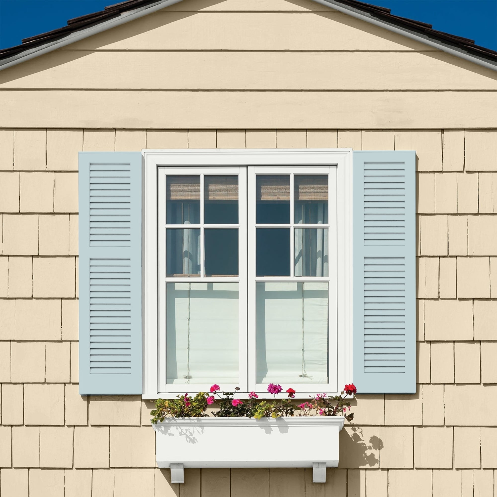 Glidden Fundamentals Scandinavian Sky / Blue, Satin Exterior Paint, 1 Quart