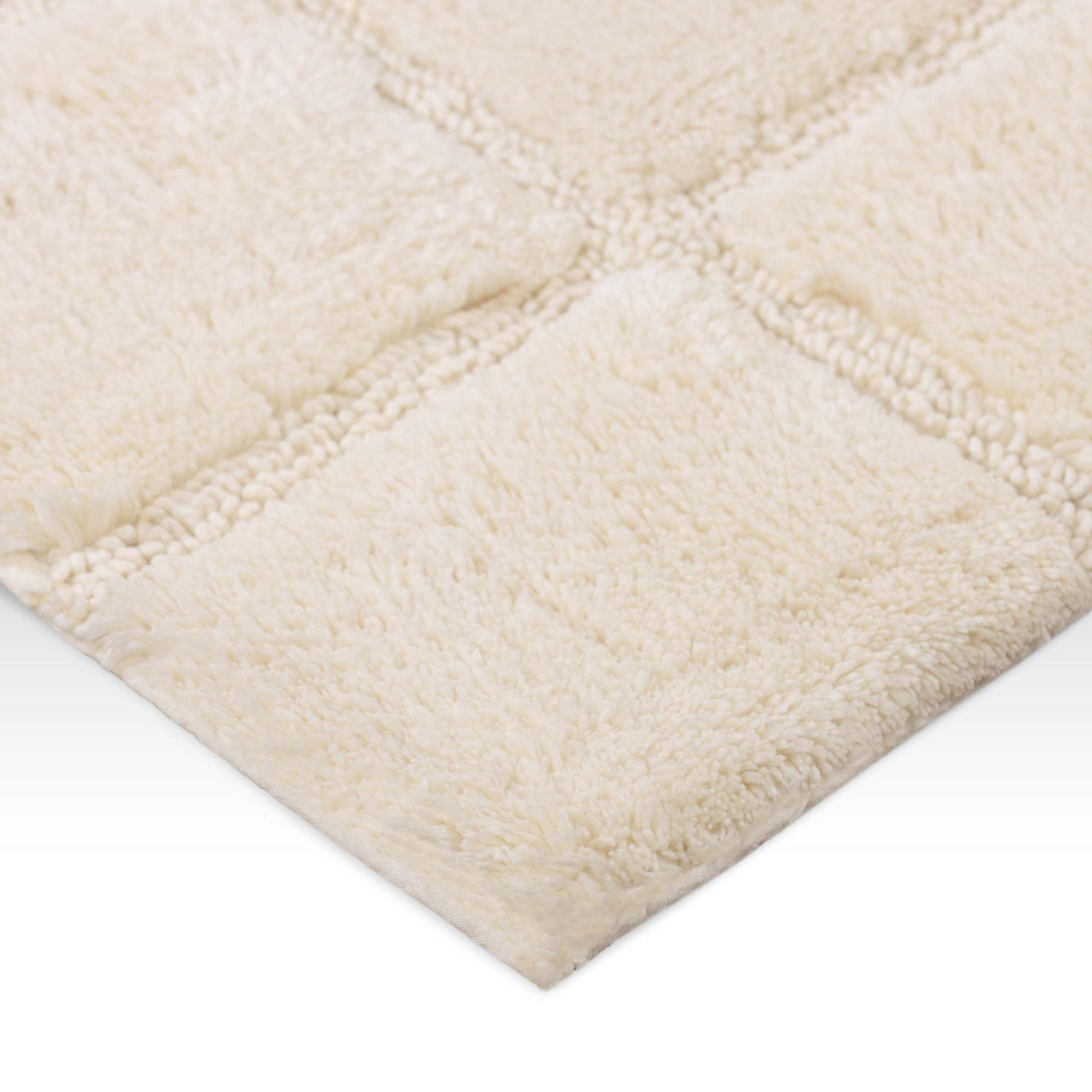 Superior Checkered Cotton Washable Non-Slip Bath Rug, Runner Size, Ivory