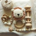 thumbnail image 5 of Cadena para chupete de bebé YONGSHENG 3 uds Clip Pulsera de madera sonajero de León de ganchillo, 5 of 5