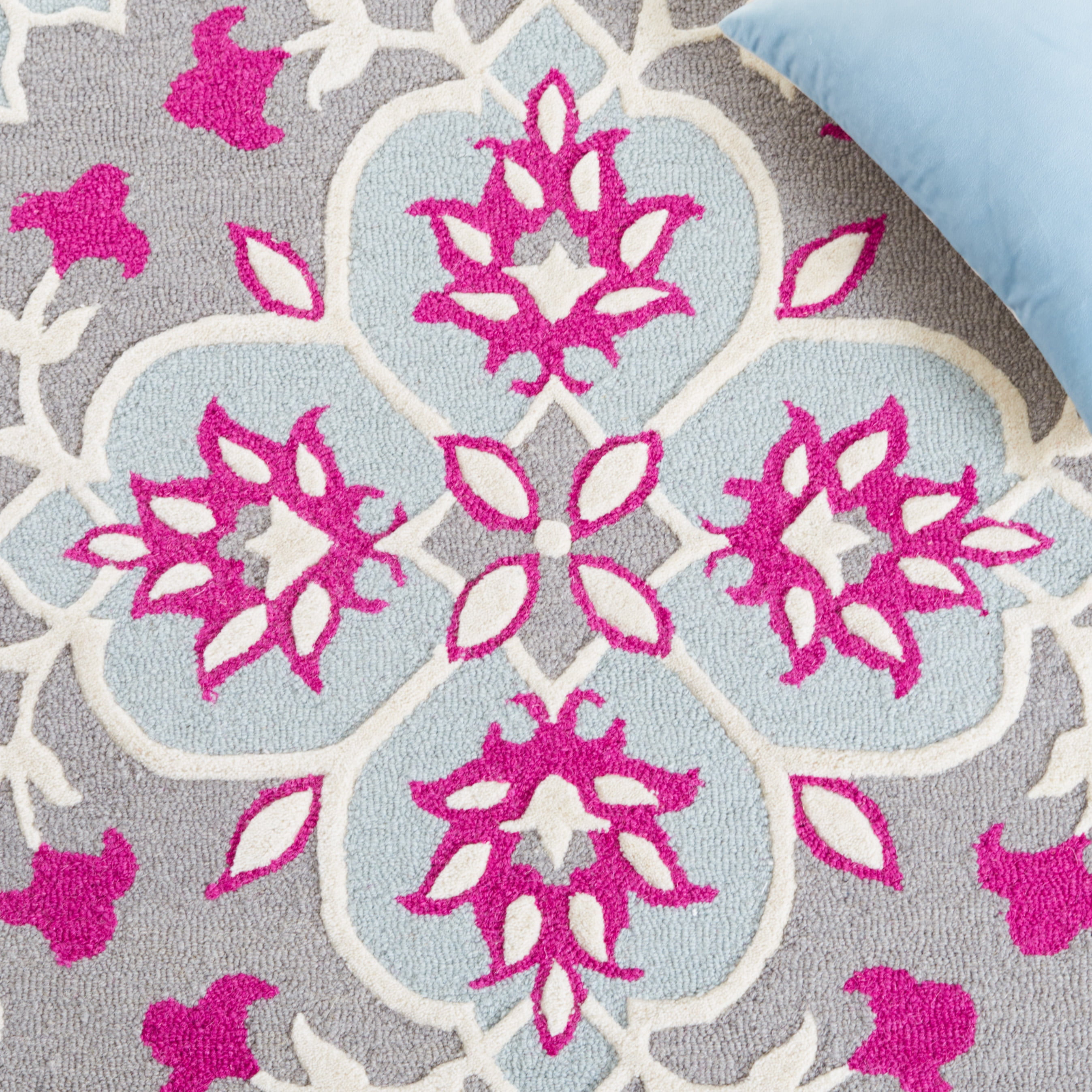 SAFAVIEH Bellagio Zoja Floral Wool Area Rug, Gray/Ivory, 5' x 5' Round