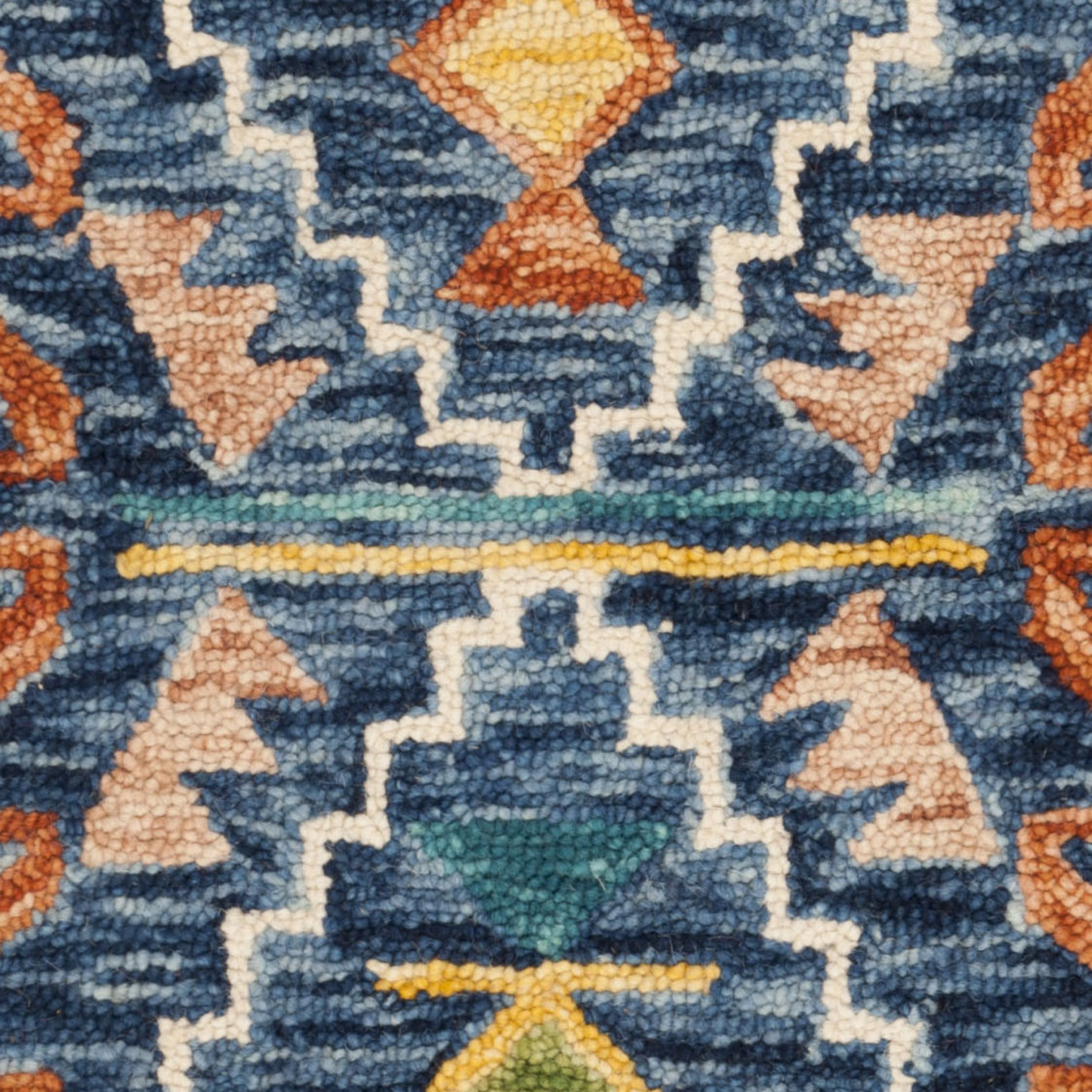 SAFAVIEH Aspen Joyce Southwestern Wool Area Rug, Navy/Gold, 4' x 6'