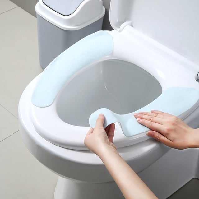 Almohadilla de Asiento de Inodoro Engrosada | Esterilla Glutinosa a Prueba de Lluvia | Material de tela suave | Adhesivo, Fácil de Limpiar, Azul | Paquete de 2 | 13.39x3.35in | Accesorio de baño