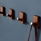 thumbnail image 1 of Paquete de 5 ganchos de pared de madera para colgar, ganchos decorativos montados para toallas, abrigos resistentes, bata, mochila (nogal), 1 of 5