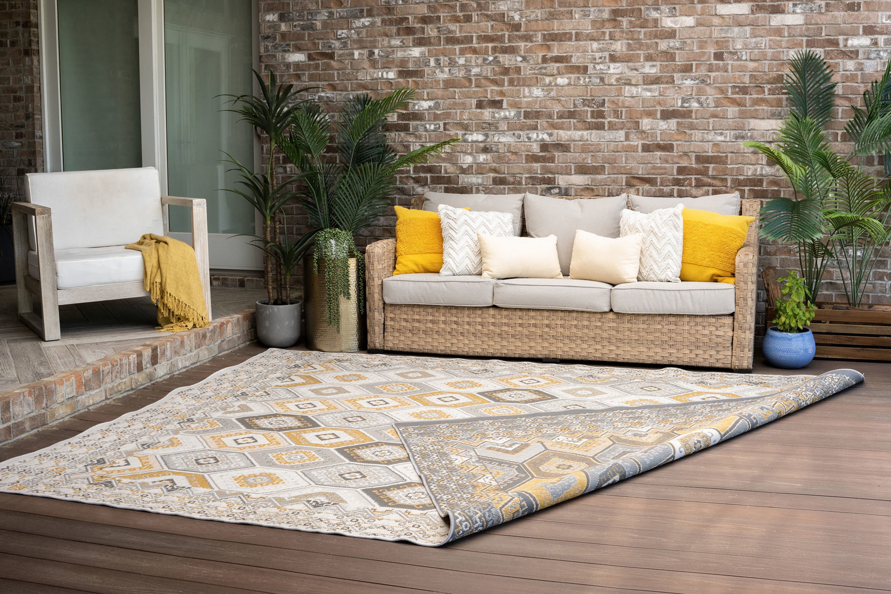 8x10 Water Resistant, Large Indoor Outdoor Rugs for Patios, Front Door Entry, Entryway, Deck, Porch, Balcony | Outside Area Rug for Patio | Cream, Geometric | Size: 7'11'' x 10'3''