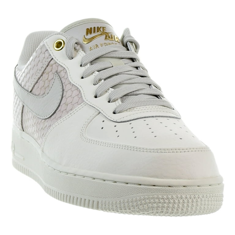 Nike air force 1 07 lv8 sail hotsell bone & metallic gold