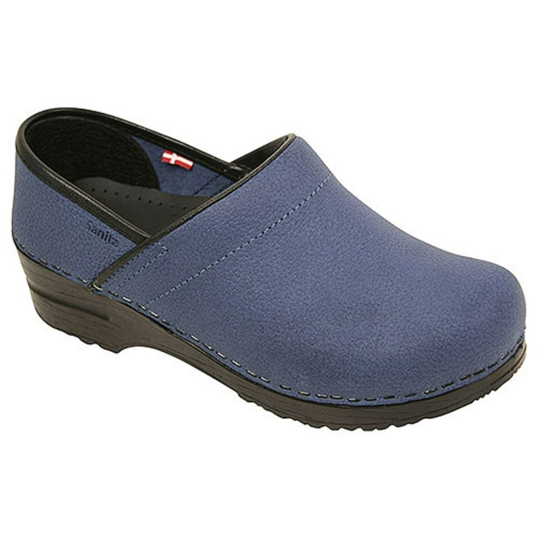 Sanita hotsell narrow clogs