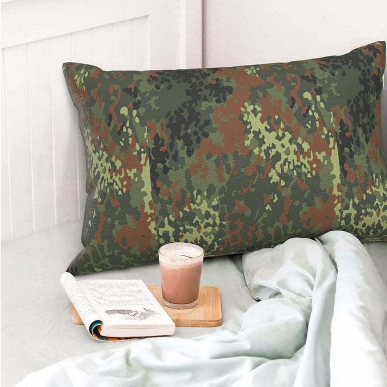 Camo throw pillows 2025