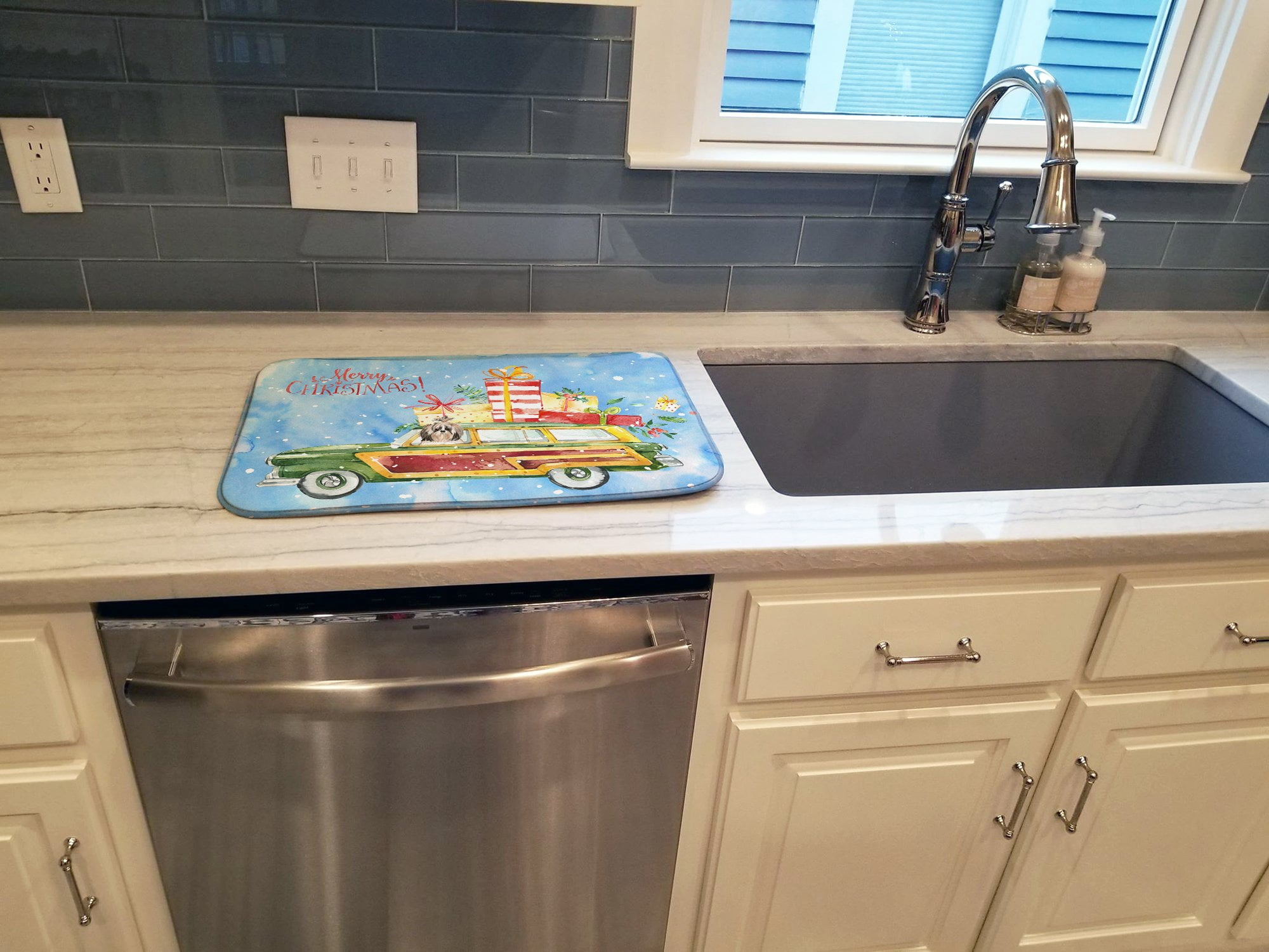Caroline's Treasures Merry Christmas Shih Tzu Dish Drying Mat