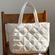thumbnail image 4 of Bolso de mano acolchado con diamantes para mujer, bolso informal suave, bolso de compras de invierno a la moda, 4 of 8