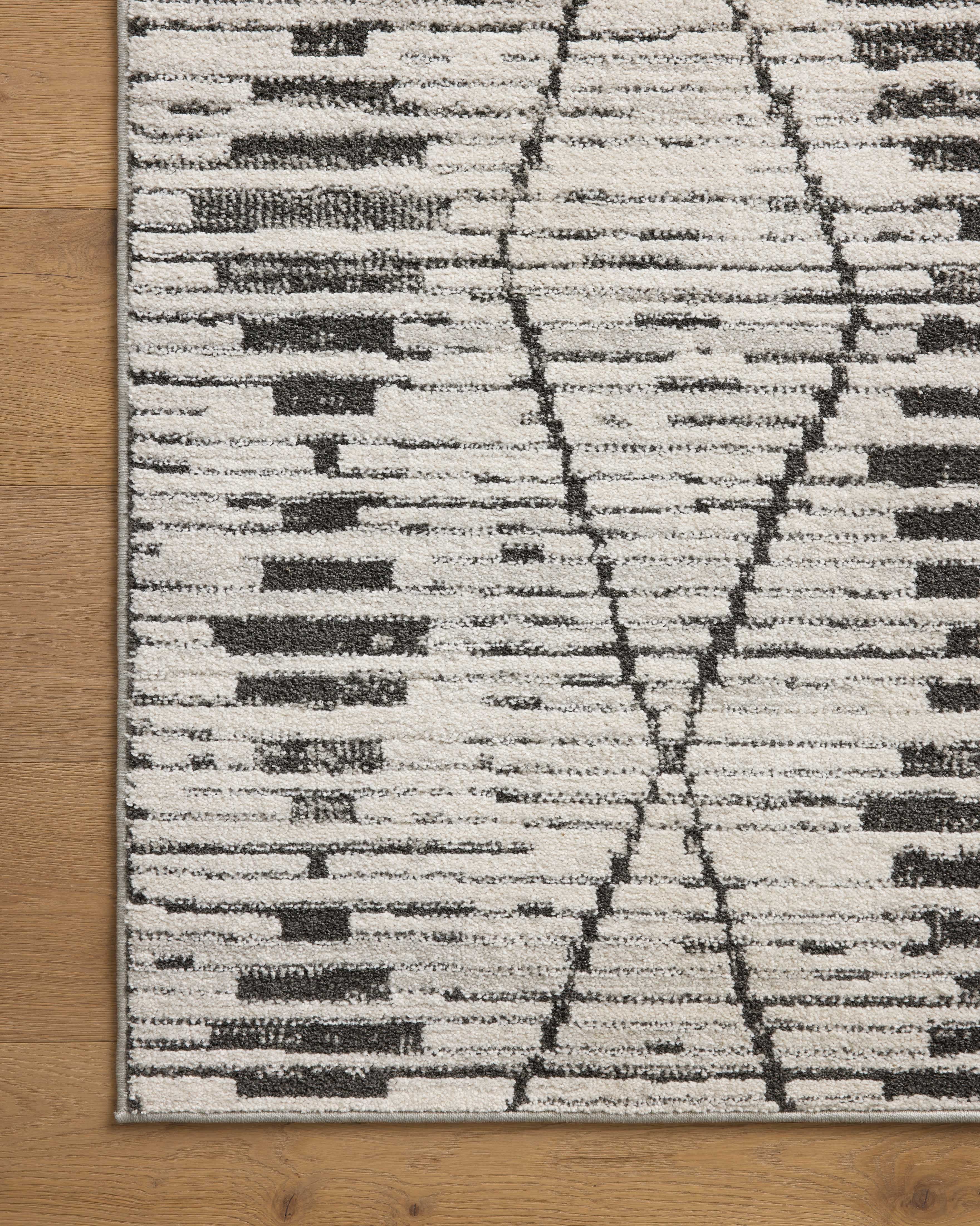Loloi Kamala Charcoal / Dove 5'-3" x 7'-9" Area Rug