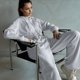 thumbnail image 5 of Conjunto Deportivo para Mujer: Sudadera con Capucha y Cremallera de Larga con Pantalones de Color Liso con Cordones - Conjunto de Dos Piezas Gris L, 5 of 10