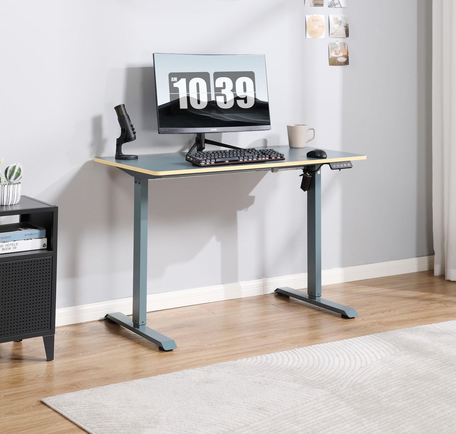 Hometrends Height-Adjustable Desk, Height-Adjustable Desk