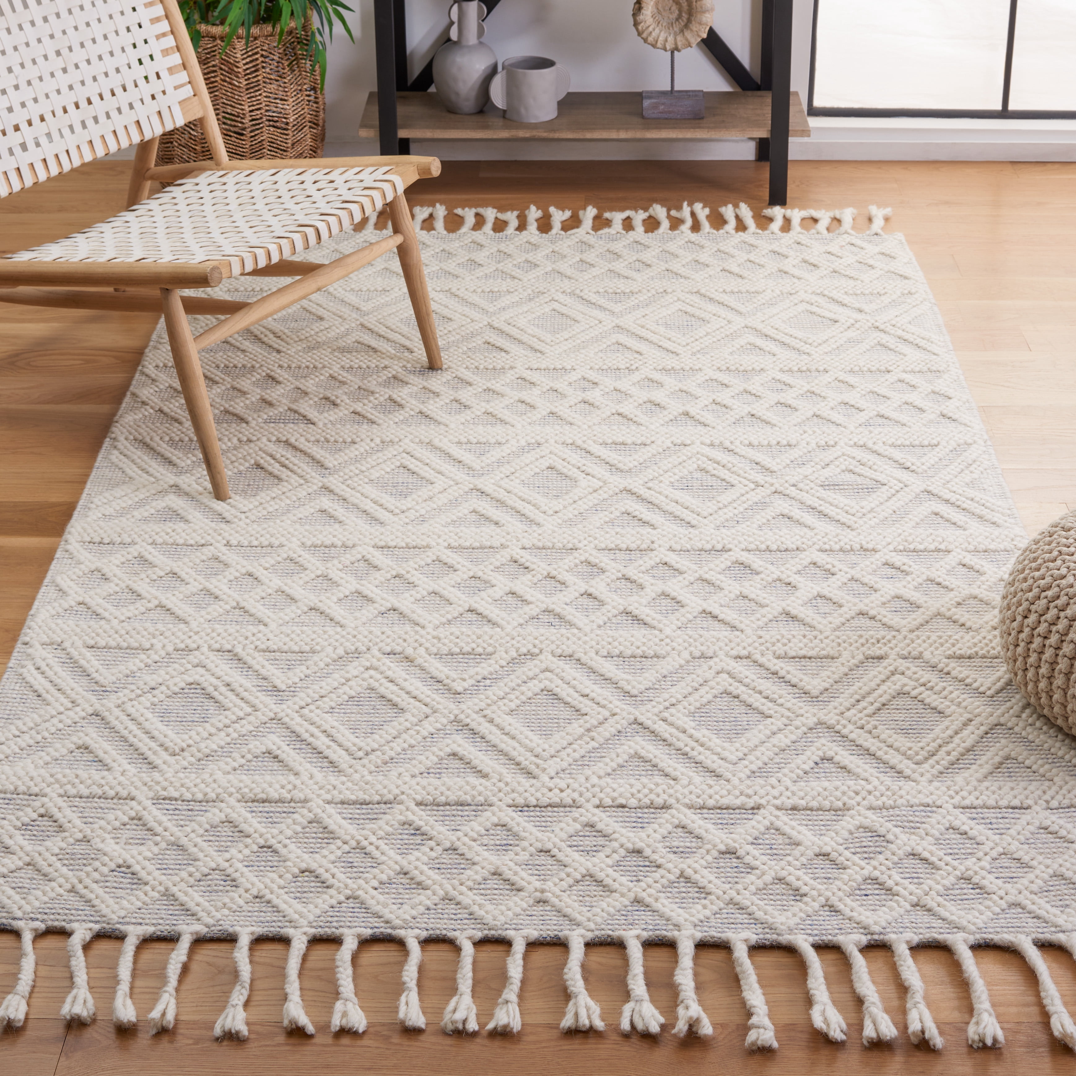 SAFAVIEH Natura Katie Southwestern Wool Area Rug, Ivory/Blue, 6' x 6' Square