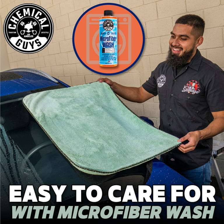 Chemical Guys MIC1995 Gray Woolly Mammoth Microfiber Dryer Towel (36 x  25) & SPI22016 Total Interior Cleaner and Protectant, Safe for Cars,  Trucks