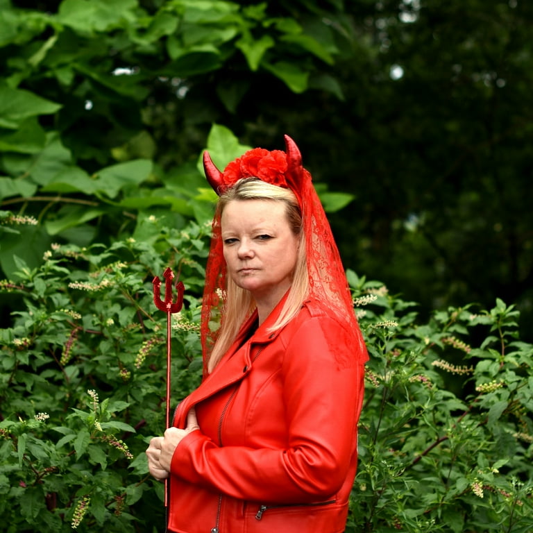 Devil Horns Headband Red Floral Lace Veil Demon Cosplay Halloween Party Costume Devil Horns Headband Red Floral Lace Veil Demon Cosplay Halloween Party Costume