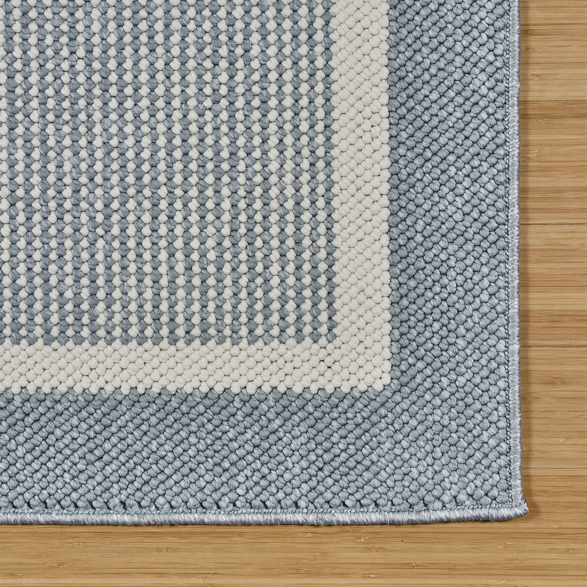HGTV Soft Weave Mari Modern/ Contemporary Solid Color Lt Blue Area Rug, 4x6