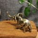 thumbnail image 4 of Adorno de elefante de latón vintage para escritorio, oficina o como decoración de inauguración de casa., 4 of 8