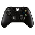 thumbnail image 2 of Manette sans fil pour Xbox One, 2 of 3