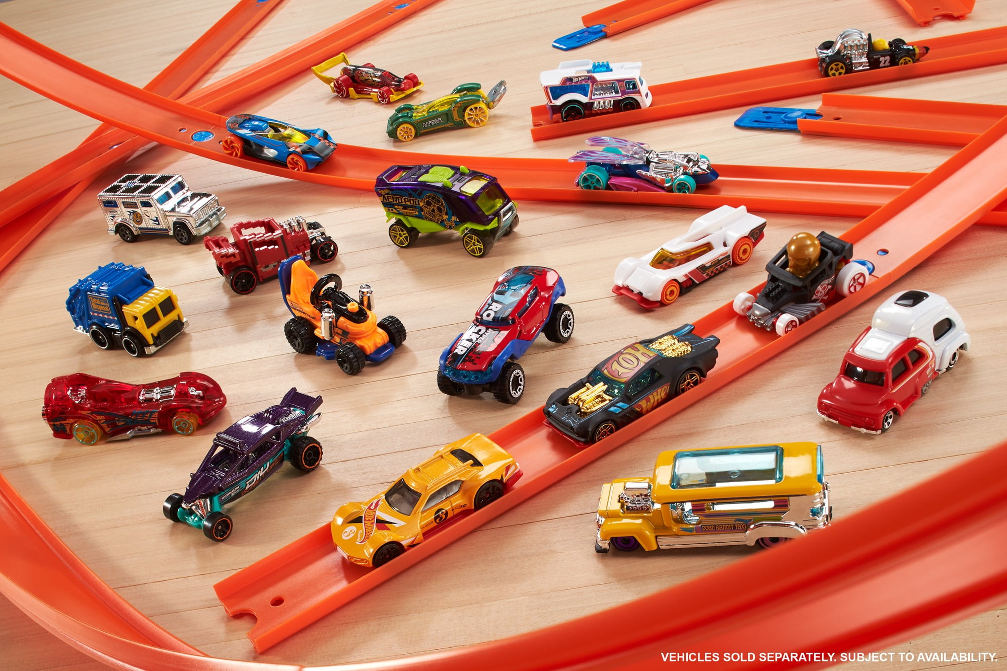 Hot Wheels Massive Loop Mayhem Track Set & 1:64 Scale Toy Car with Loop (28  Inches Wide) 