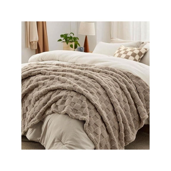 Comforter King Size 5 Pieces King Size Comforter Set With Checkered Throw Blanket And Decorative Pillow Lightweiget Bedding All Season Bedding Sets Linen Beige