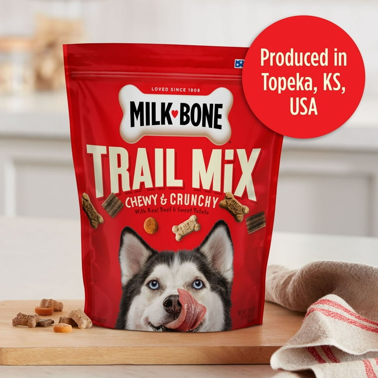 Milk-Bone Trail Mix with Real Beef & Sweet Potato Dog Treats, 20 oz Bag