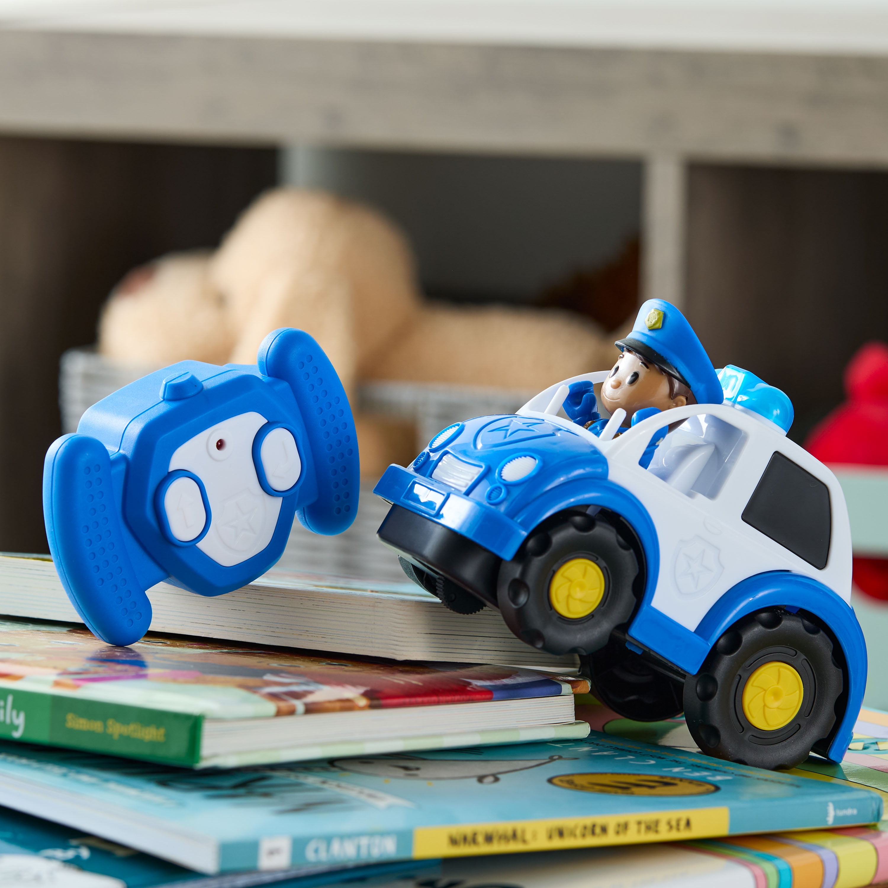 Kid Connection Radio Control Police Car  (图4) Kid Connection Radio Control Police Car  (图4)