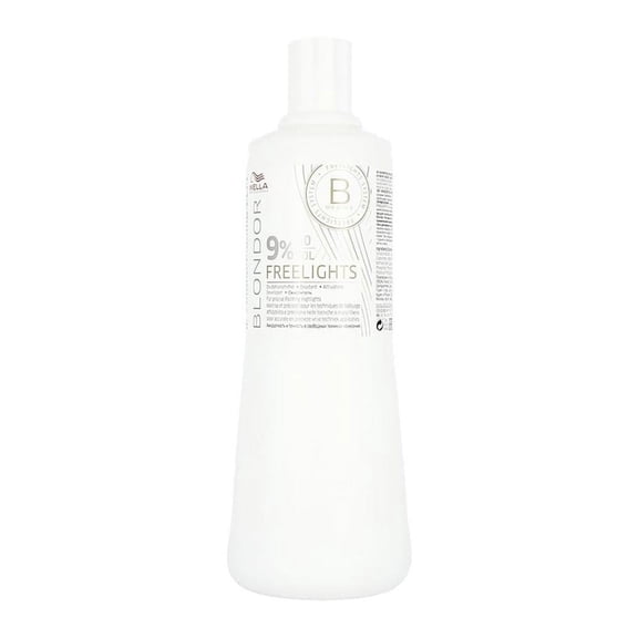 Wella Blondor Freelights Developer 9%-30 Volume Oxidant 33.8 Ounce 1000 Milliliters