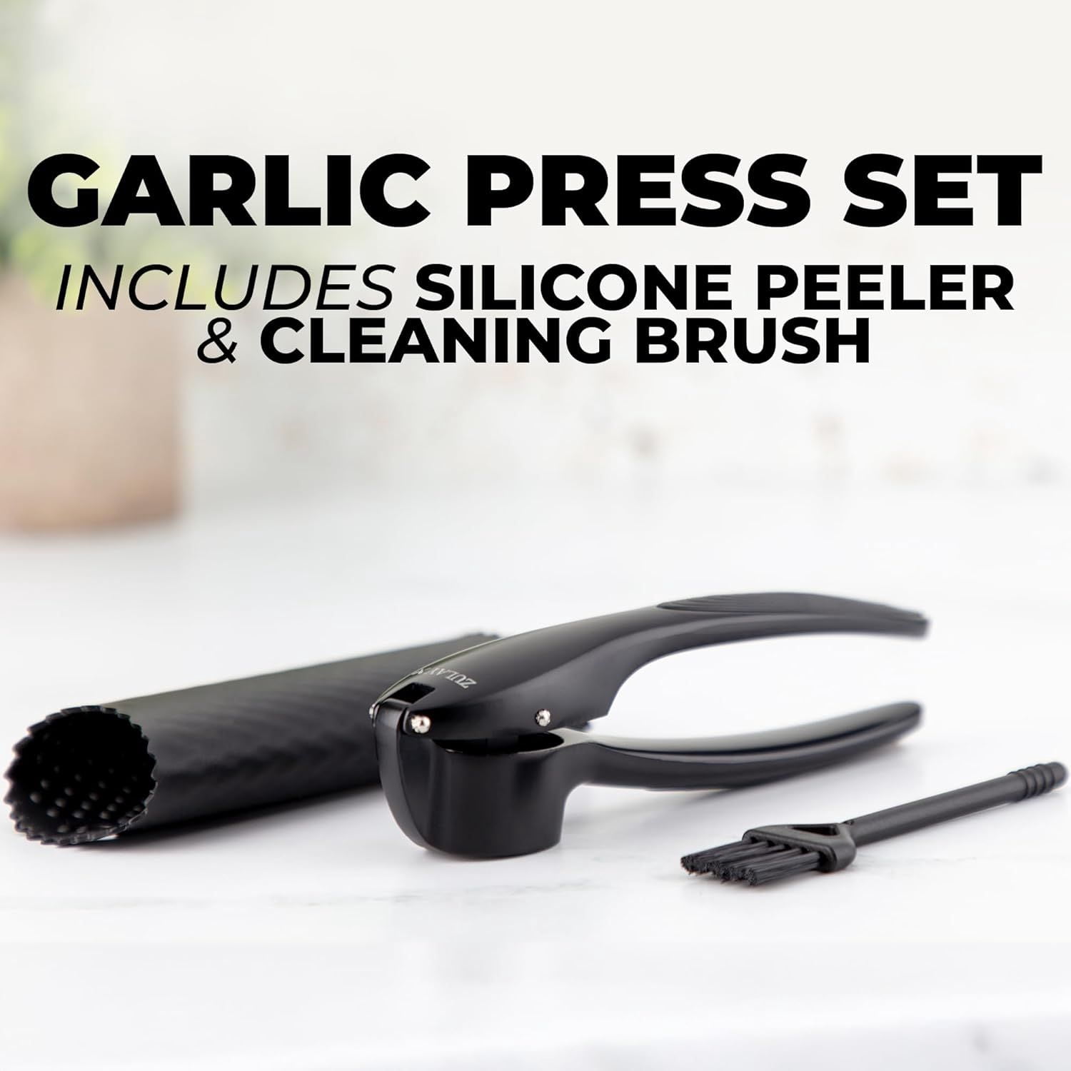 DIANJIE Kitchen Premium Garlic Press Set Rust Proof Dishwasher Safe Garlic Mincer Tool Silicone Garlic Peeler Brush Easy Squeeze Clean Ergonomic Soft Grip Handle Medium Black