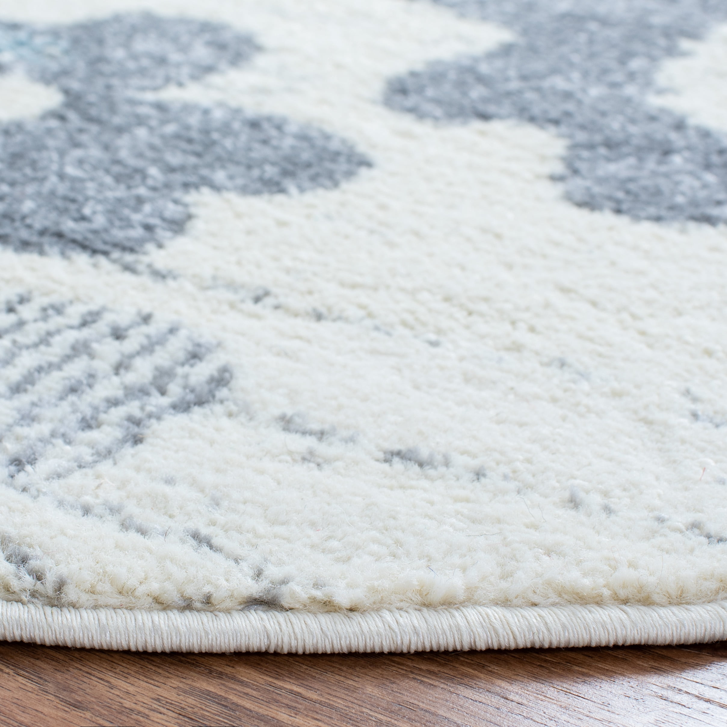 SAFAVIEH Adirondack Hortense Floral Area Rug, Ivory/Grey, 6'7" x 6'7" Round
