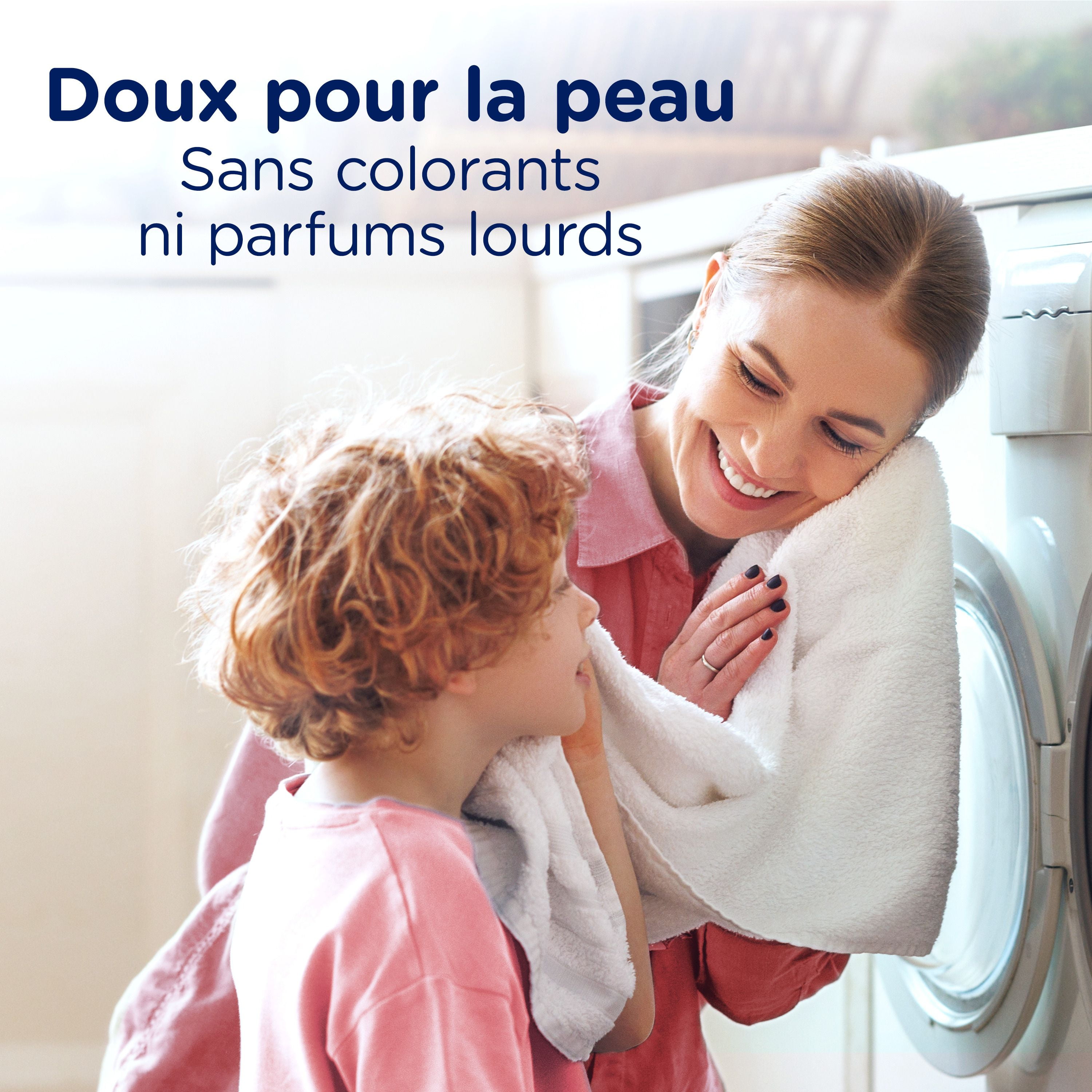 Downy Fabric Rinse Laundry Odour Remover, Spring Breeze Scent, Fabric Softener and Laundry Odour Removal Rinse, 1.41L