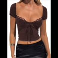 thumbnail image 1 of Camiseta Ajustada con Ribete de Encaje para Mujer, Mangas , Lazo Frontal, Tops Texturizados de Fiesta Y2K Marrón Oscuro L, 1 of 8