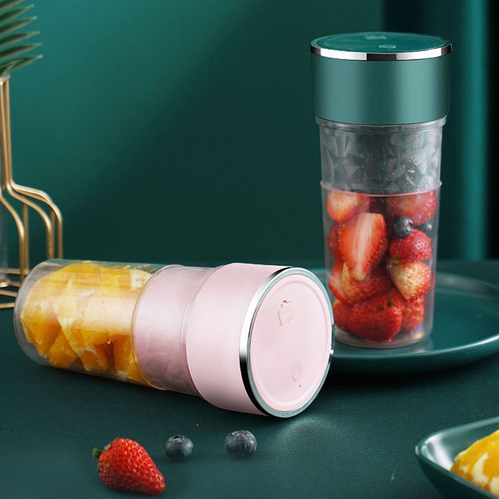 Portable Blender, USB Rechargeable Juicer, Handheld Fruit Mixer, Mini Smoothie Maker for Sports and Travel, Easy to Clean Personal Blender with 4 Blades