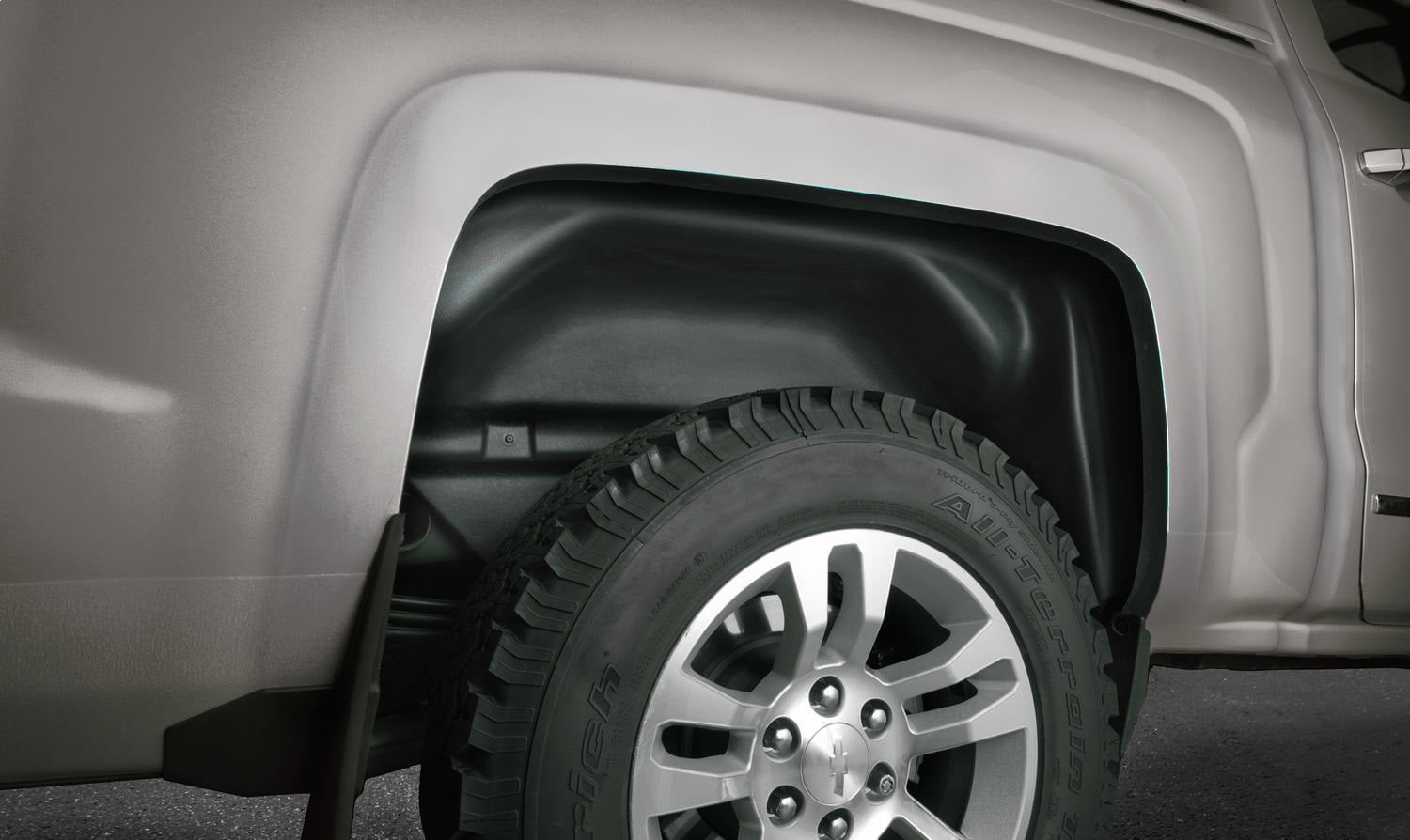 WWF25017 17-19 Ford F-250/350 Super Duty Will not fit dually or w/ 5th Wheel Rugged Liner Well Liners 