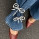 thumbnail image 4 of Broche de seguridad con cadena de eslabones y borlas, para suéter, chal, lazo decorativo de perlas de imitación, para mujeres, niñas, ropa, vestidos y pantalones., 4 of 8