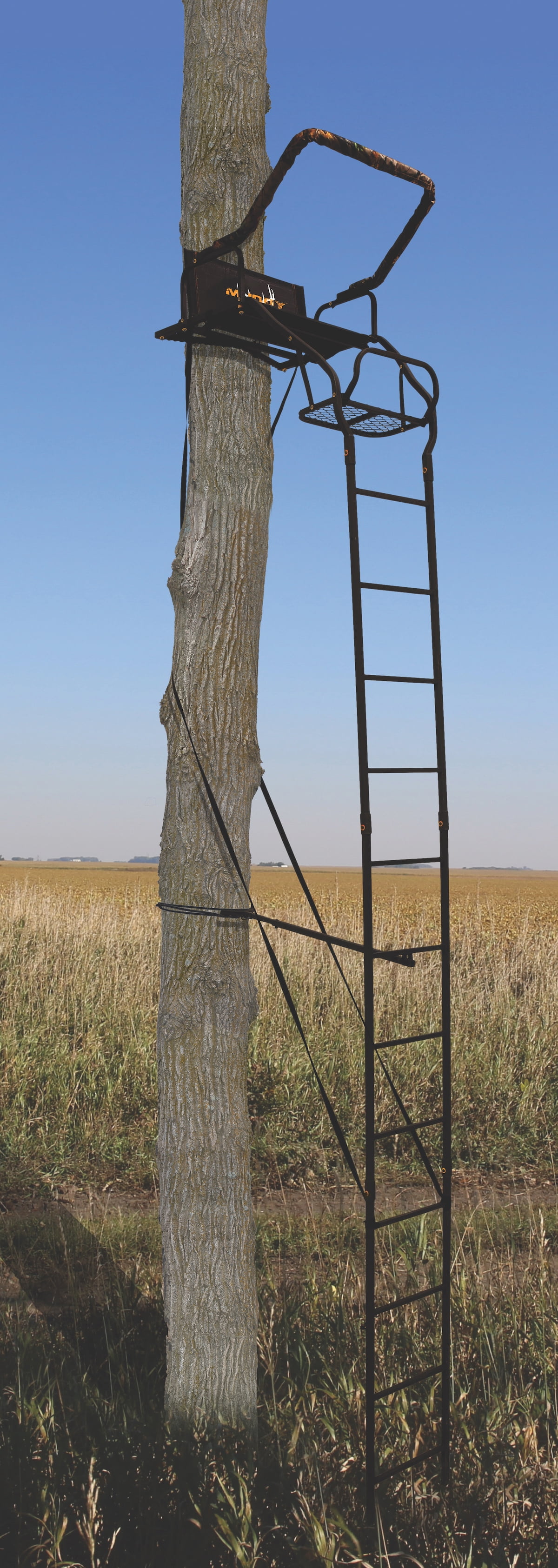 Muddy Sky Rise Ultra-Wide Single Ladder Stand