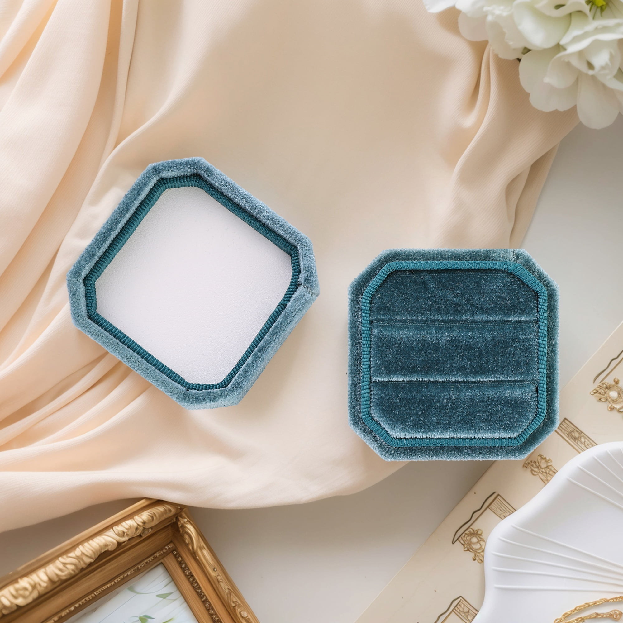 Velvet Ring Box for Proposal Engagement Wedding Ceremony Storage 2 Slots Peacock Green