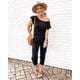 thumbnail image 2 of Enterizo PRETTYGARDEN con Hombros Descubiertos Negro 3XL, 2 of 7