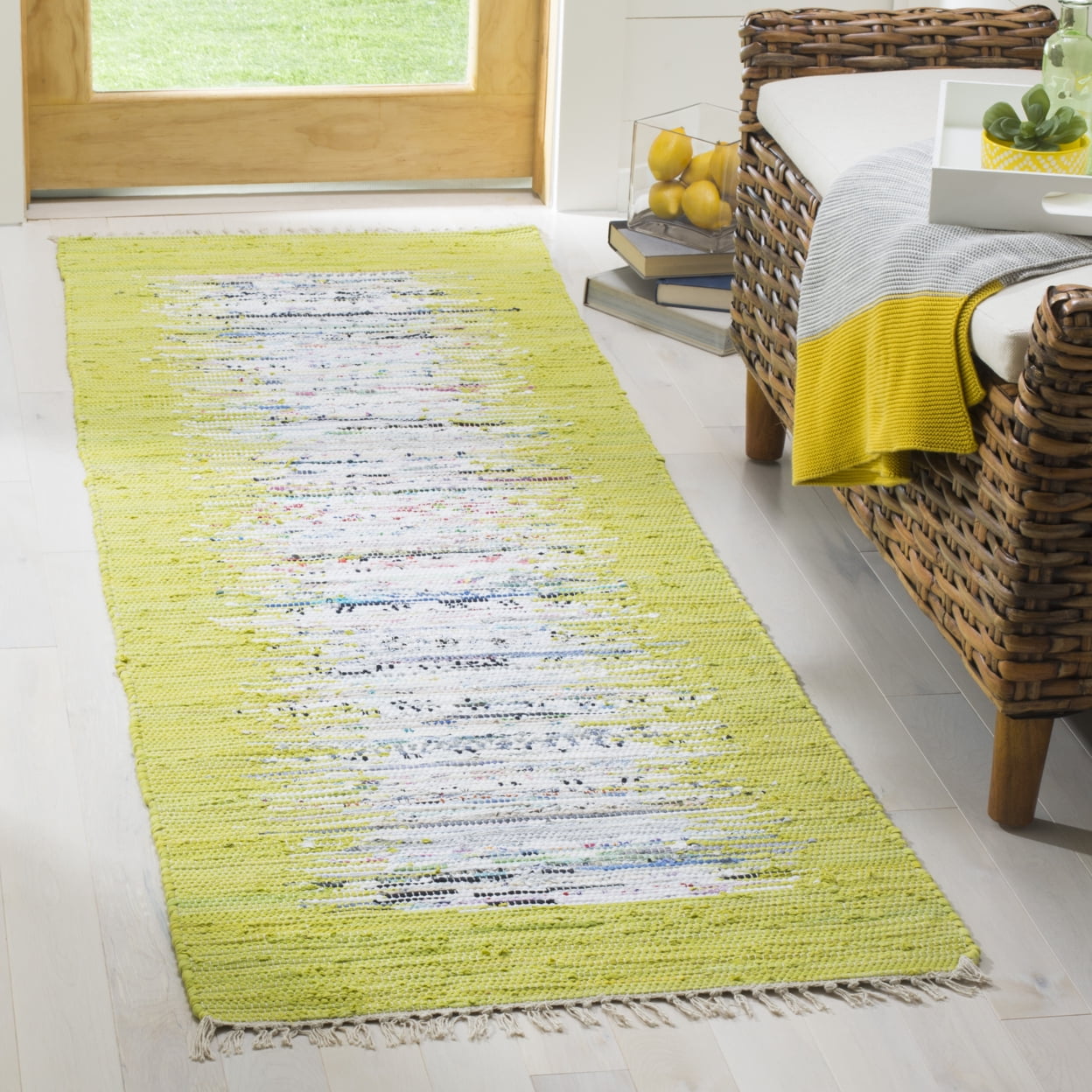 SAFAVIEH Montauk Tennyson Braided Border Cotton Runner Rug, Ivory/Citron, 2'3" x 7'