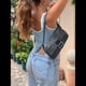 thumbnail image 4 of Suéter de Tirantes con Cuello en V y Ribete en Contraste para Mujer, Top Corto de Punto Sin Mangas con Lazo en la Parte Delantera Azul M, 4 of 9