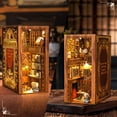 thumbnail image 2 of Kit Book Nook Kit, bonitos sujetalibros con forma de rompecabezas de madera con luces LED, 2 of 8