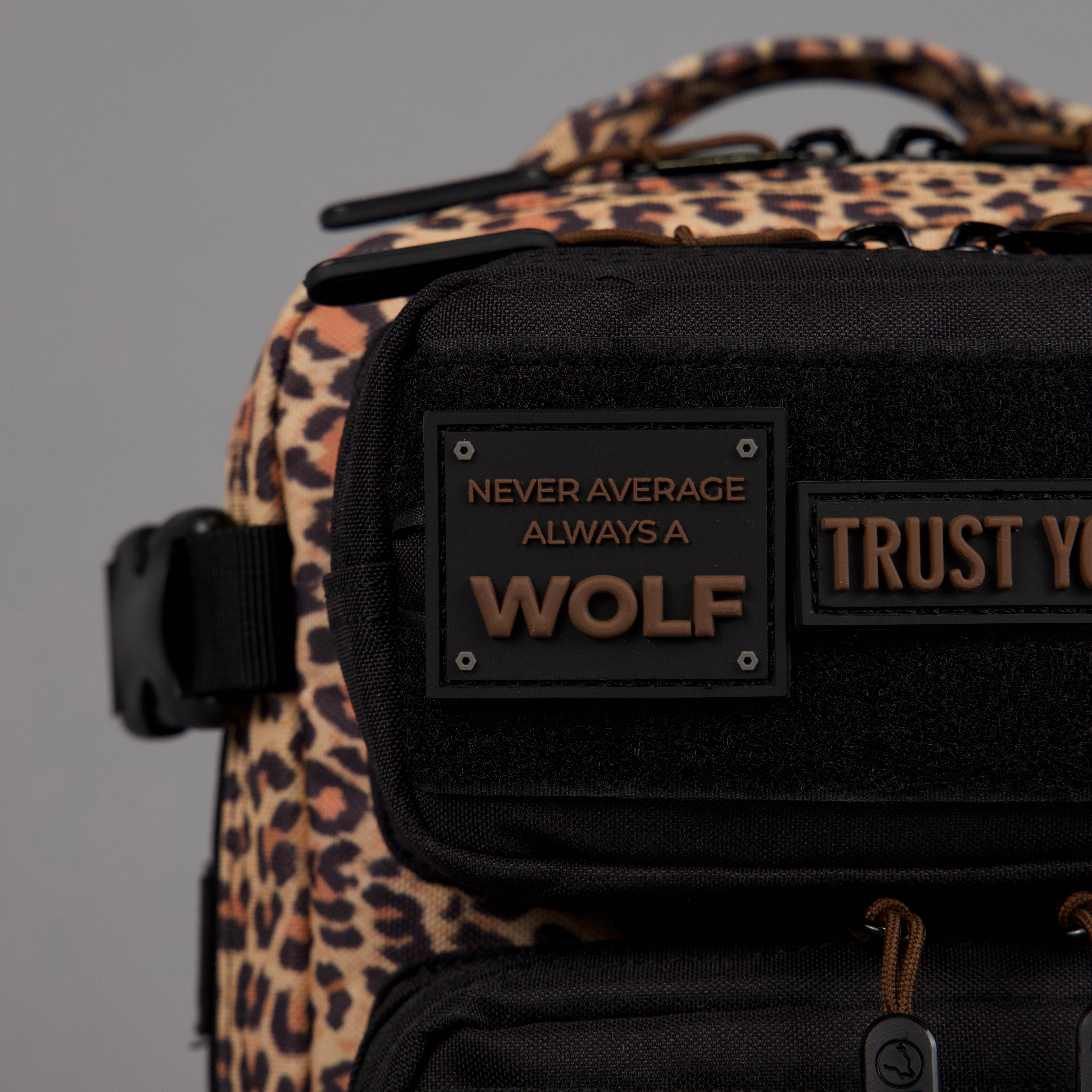 9L Backpack Mini Alpha Black Leopard Limited Edition  display picture 1