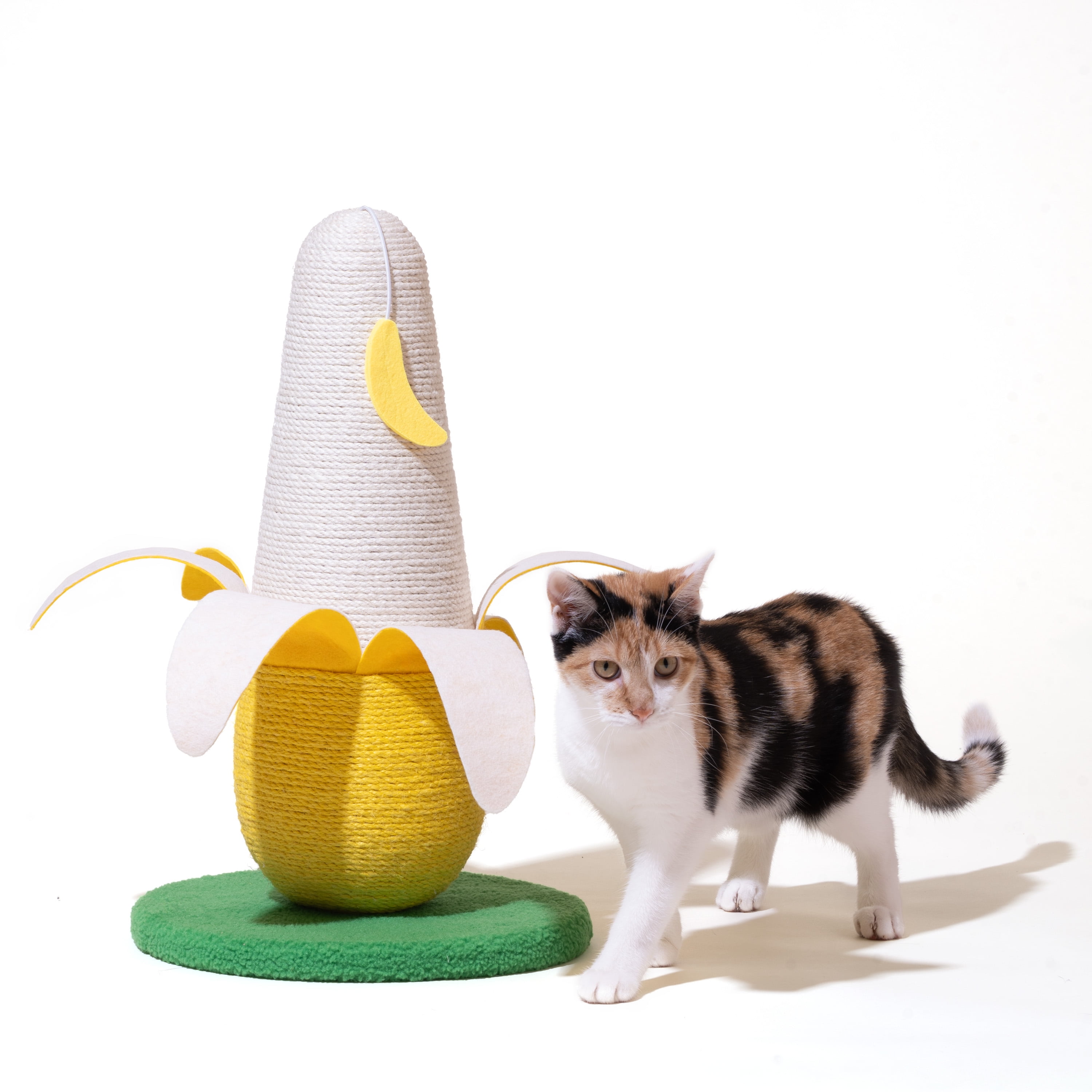 Oodles Yellow Banana Durable Jute Cat Scratching Pad, O/S
