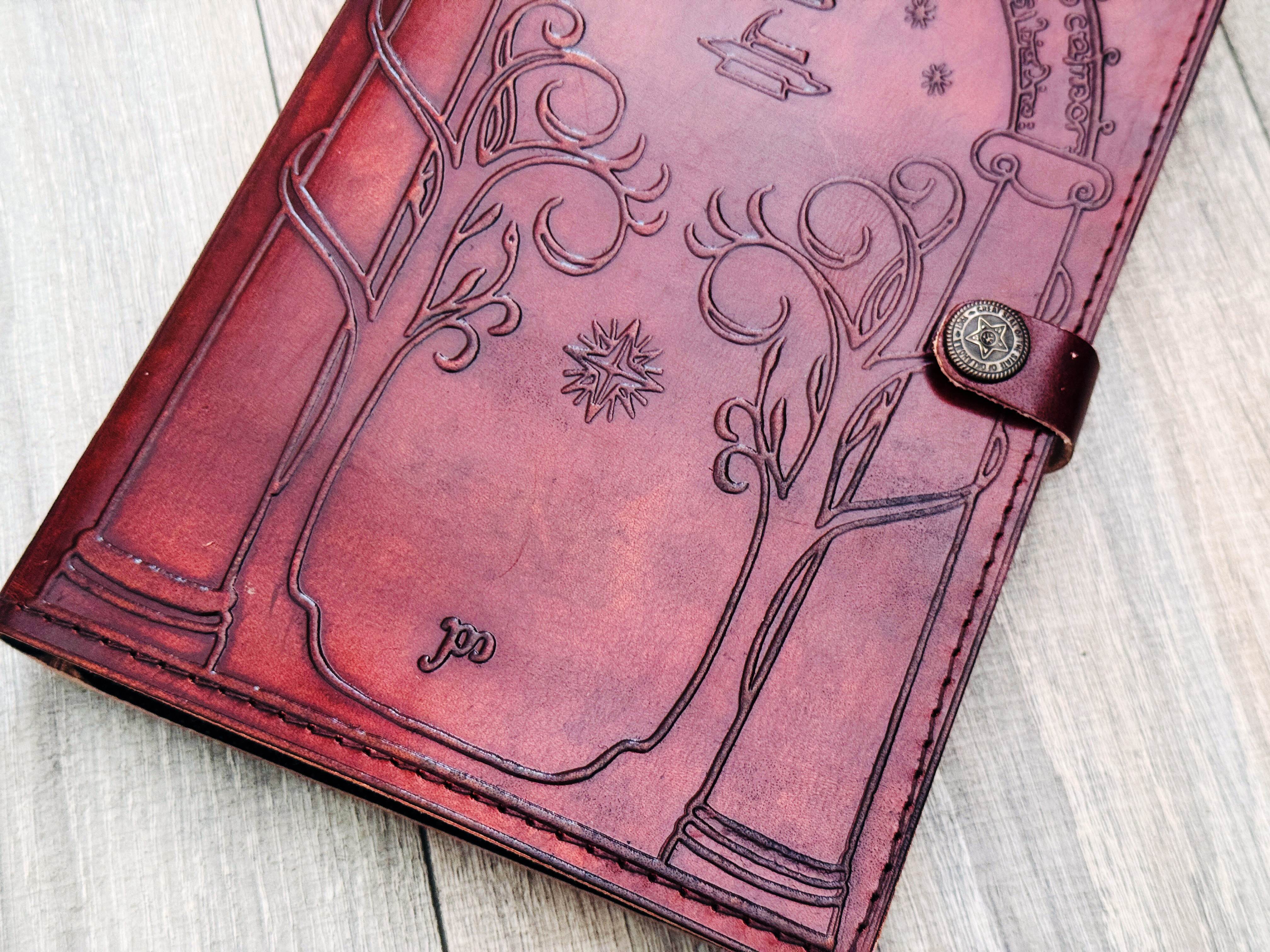 Quirky Craft Doors of Durin Embossed Brown Leather Bound Journal - 9 x 6 Size 200 Pages Writing Diary for Men & Women Book of Shadow