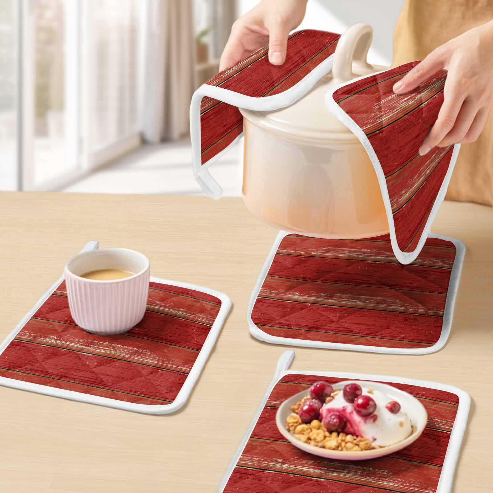Red Wood Grain Pot Holders for Kitchen Heatproof Potholder, 2 Pack Farmhouse Vintage Wooden Rustic Planks Hot Pads Multipurpose Oven Pads Cloth Potholders Trivet for Cooking and Baking