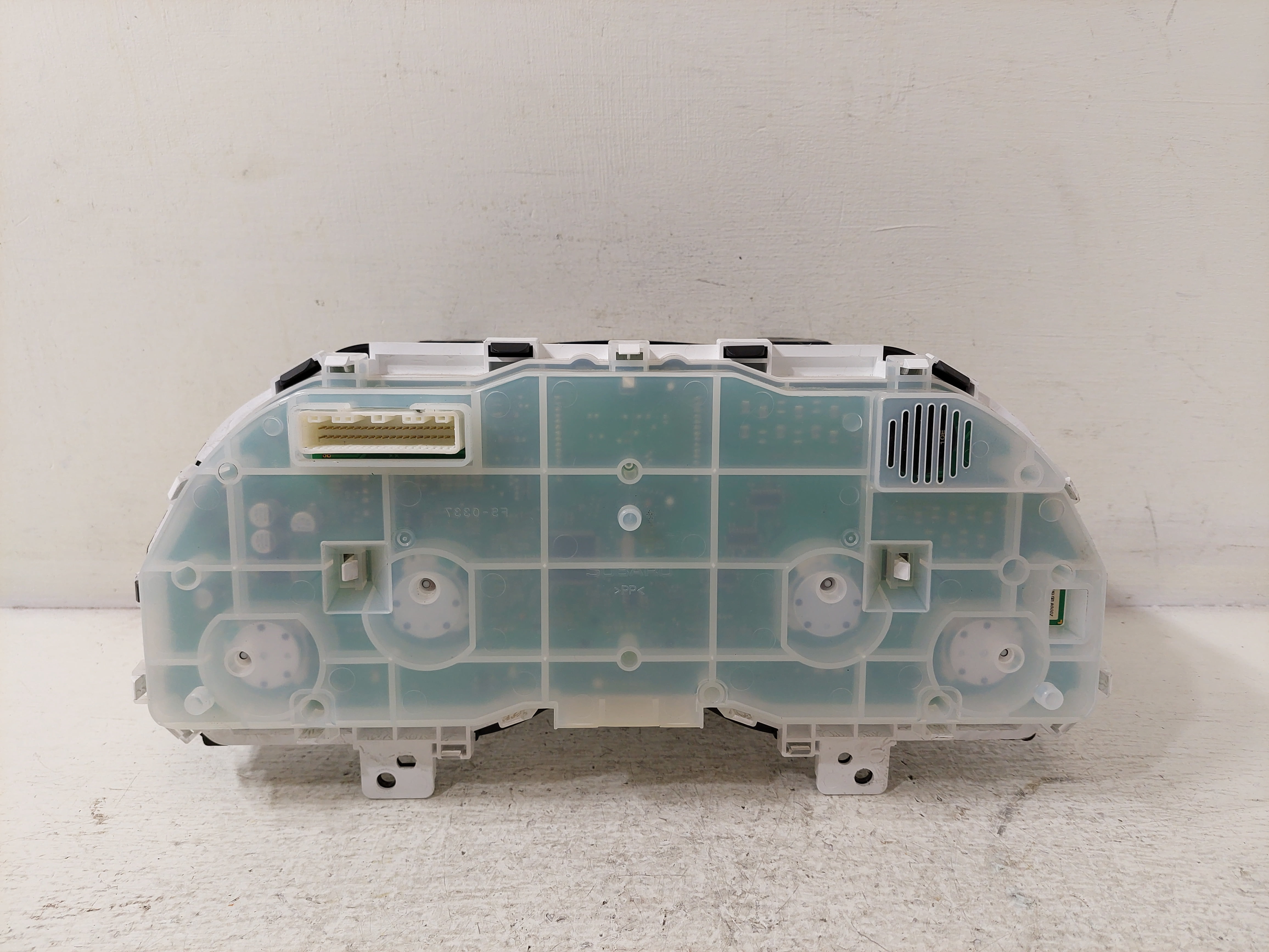 Pre-Owned 2011 Subaru Legacy Speedo Speedometer Cluster 69K Miles OEM LKQ - Verify Specific Vehicle Fitment In Description - (Good)