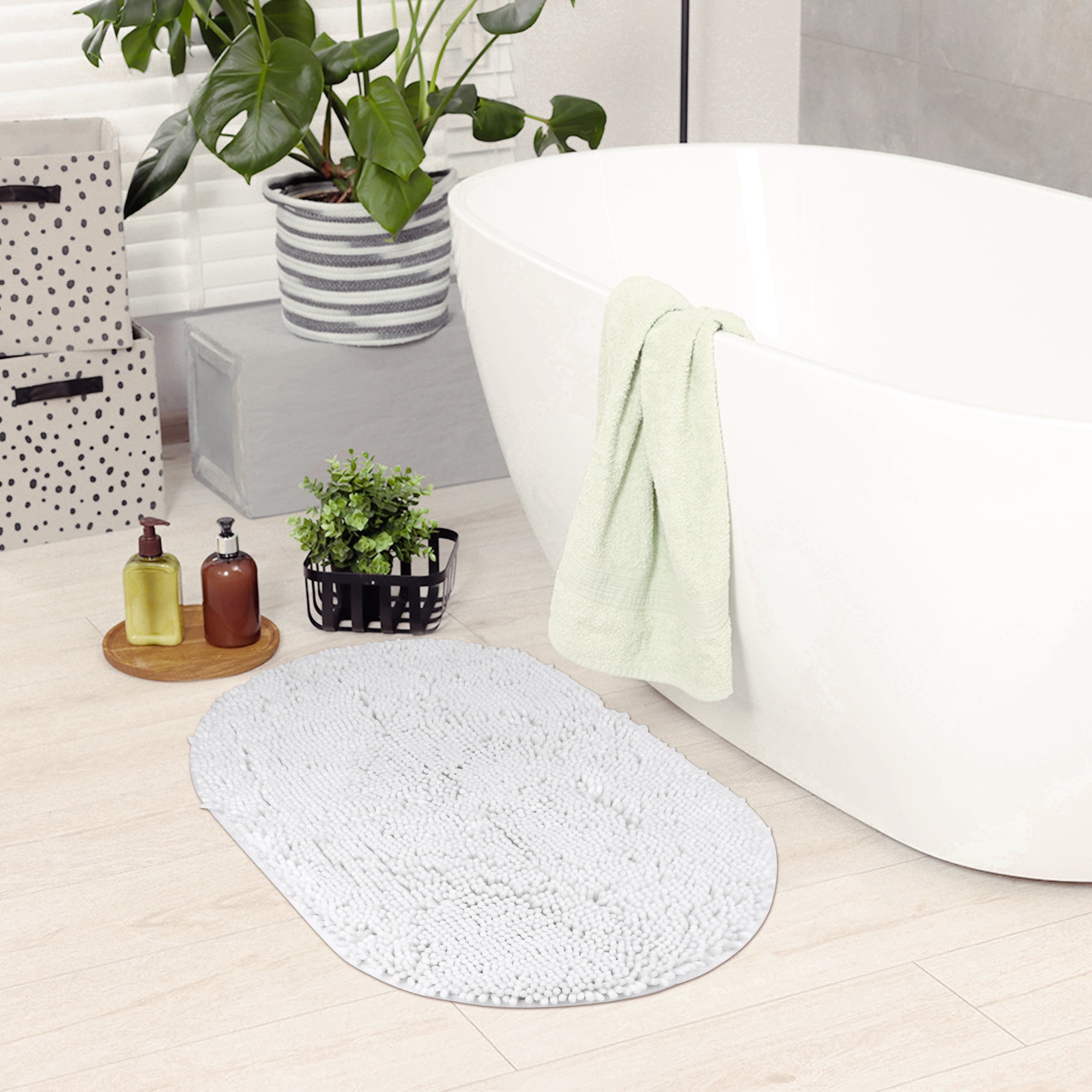 Unique Bargains Oval Plush Bath Mat Soft Non Slip Washable Rug White 20" x 32"