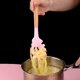 thumbnail image 4 of Utensilios de cocina de silicona con mango de madera, 5 uds. (espátula, pala para freír, cuchara para Fideos, cepillo de aceite y batidor de huevos), 4 of 5