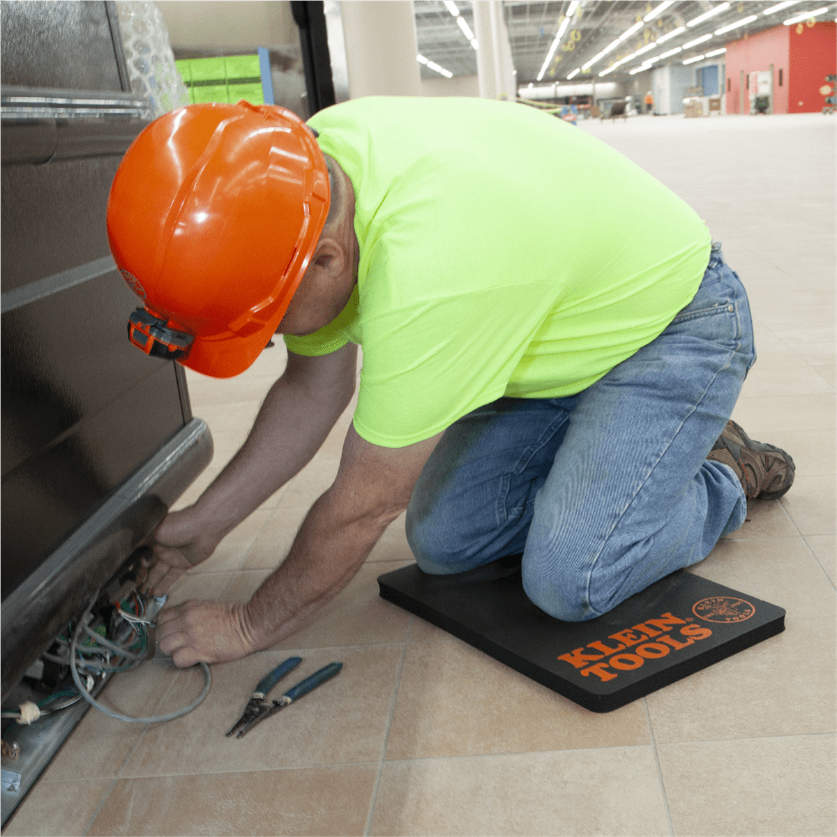 Klein Tools Tradesman Pro Standard Kneeling Pad