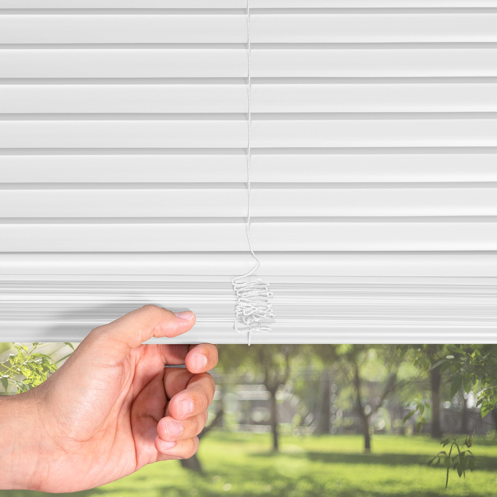 Chicology 50.5"W X 60"H Midnight White Cordless Blackout 1" Slats Vinyl Mini Window Blinds